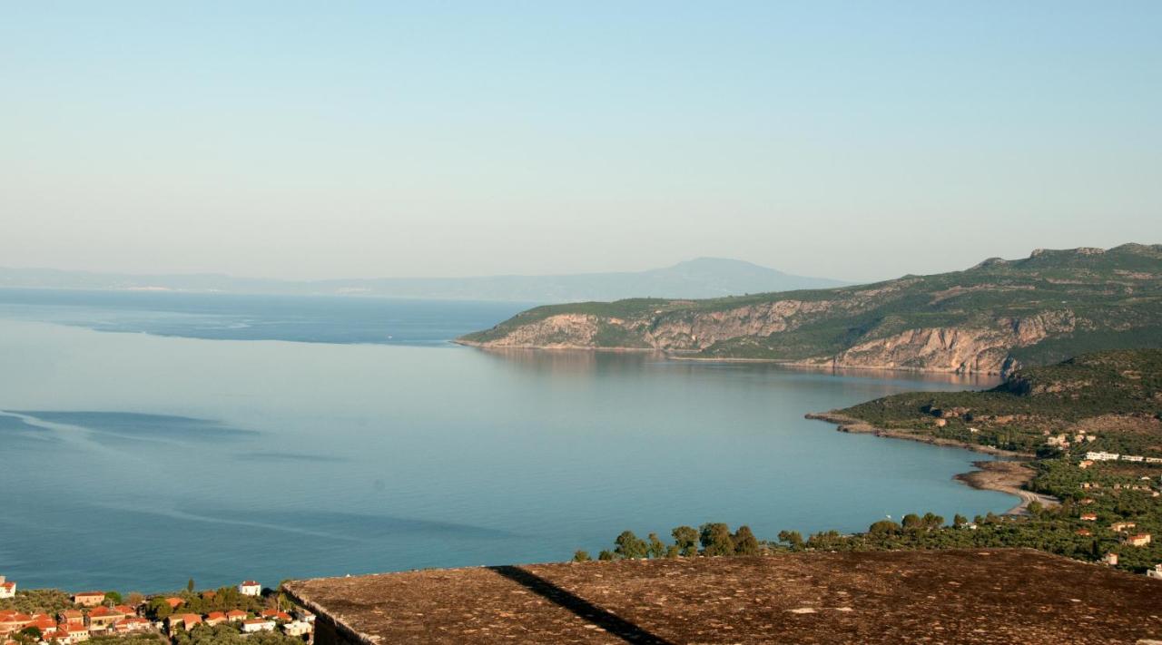 Villa Pyrgos Fassea Kardamyli Exterior foto