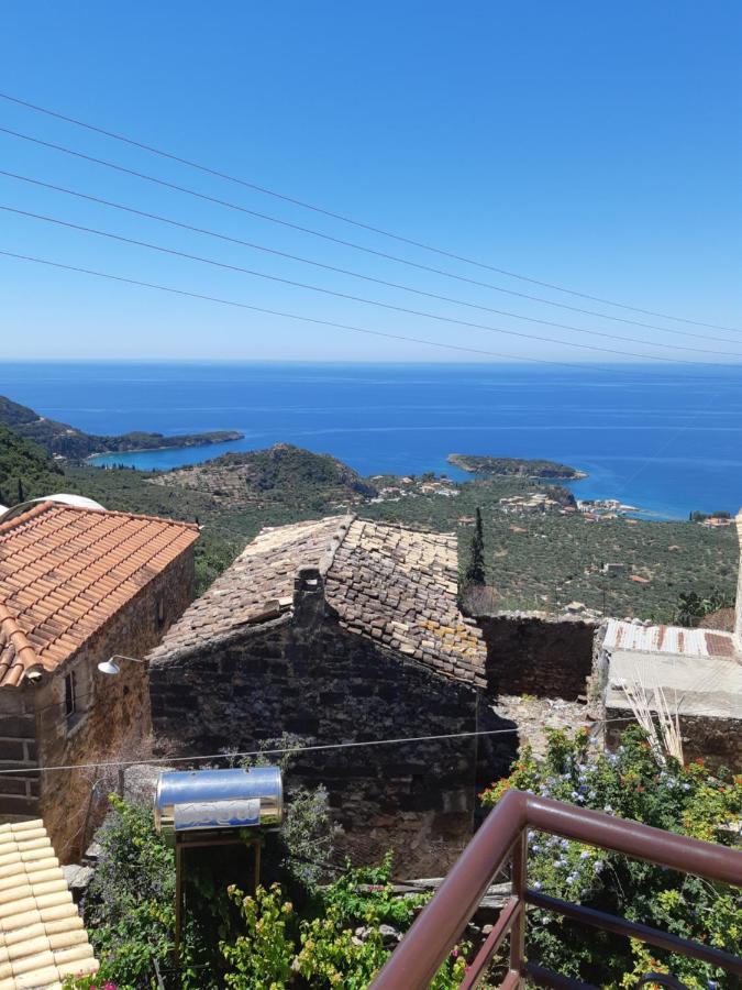 Villa Pyrgos Fassea Kardamyli Exterior foto