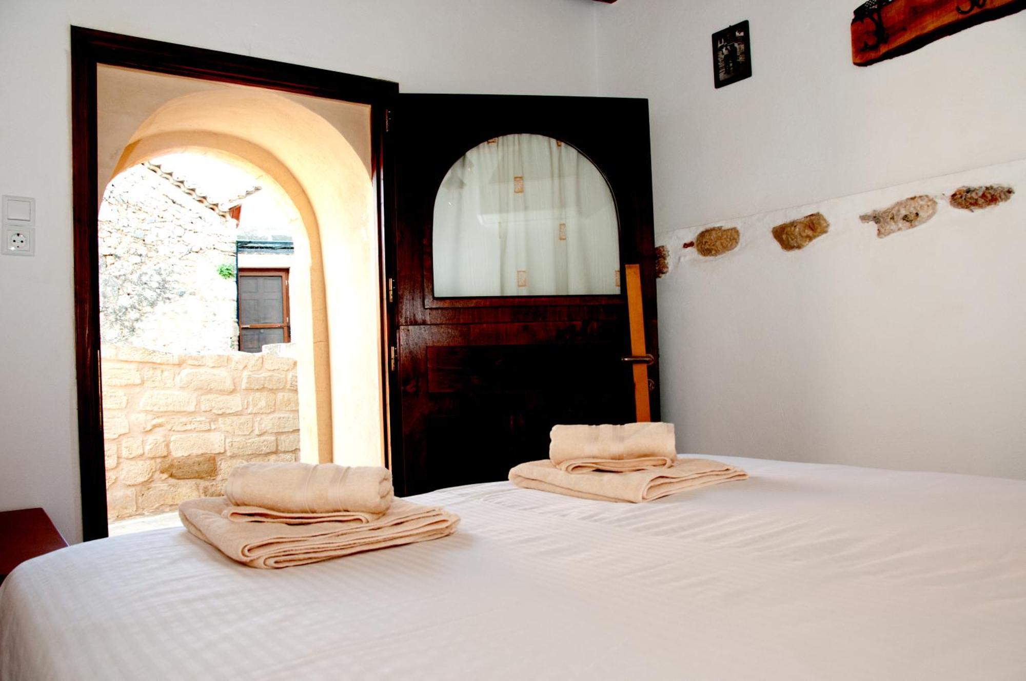Villa Pyrgos Fassea Kardamyli Exterior foto